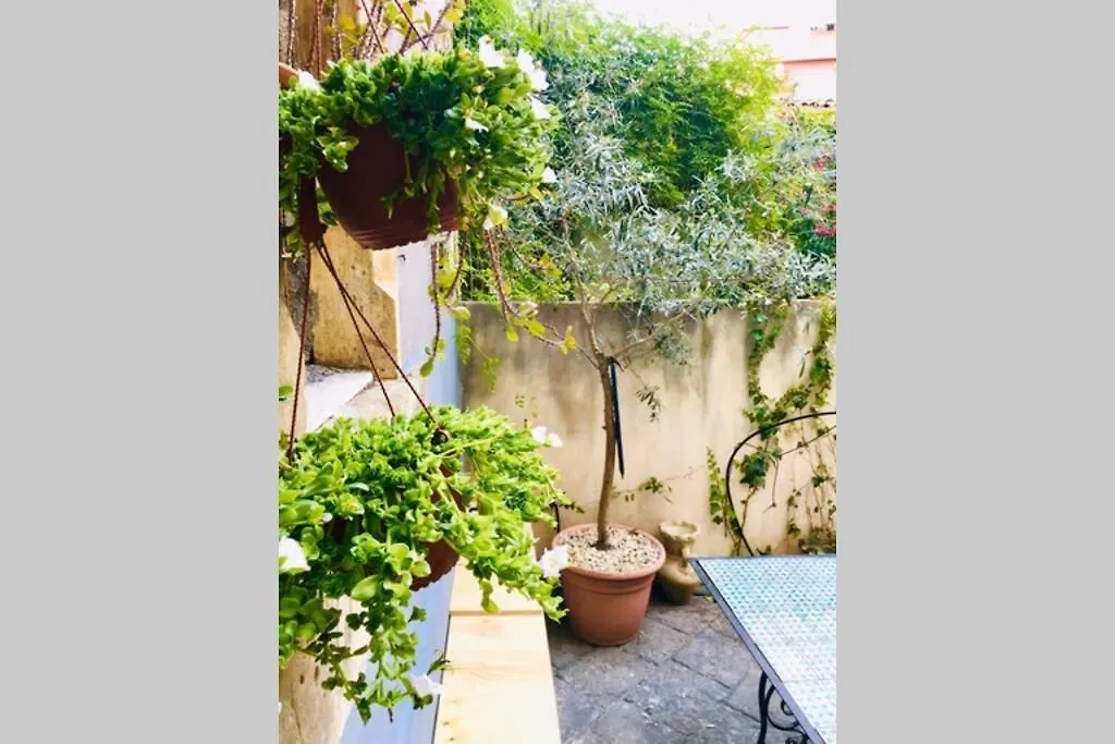 Holiday home Oli'S Charming House Villa Catania Italy