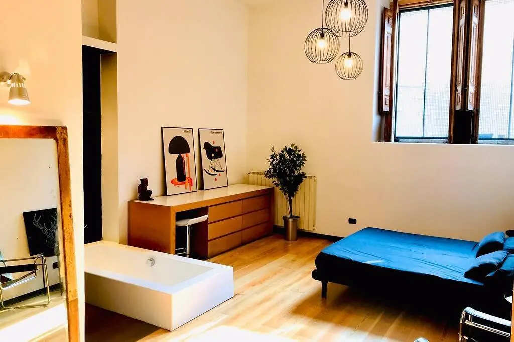 Oli'S Charming House Villa Catania 0*,  Italy